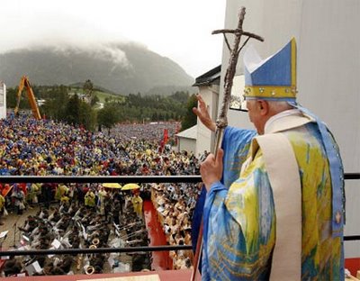 B16 Blue Vestments in Mariazell